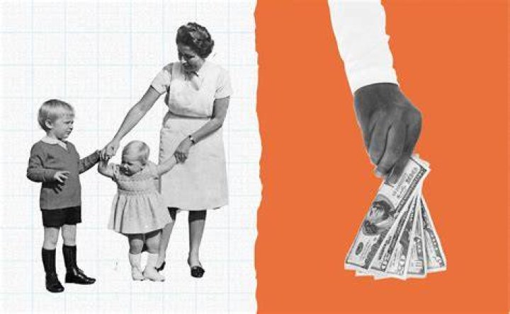 Can I pay my nanny cash in hand?